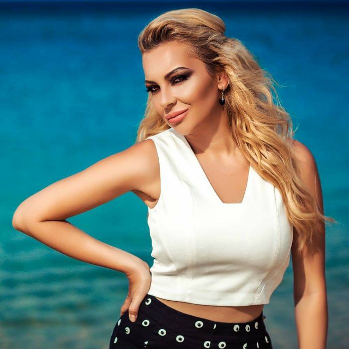 Ivana Selakov u subotu u Beach bar Malibu rezervišite svoje mjesto